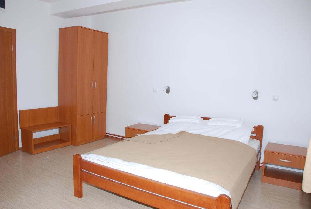 M Garni Hotel Vranje Zimmer foto