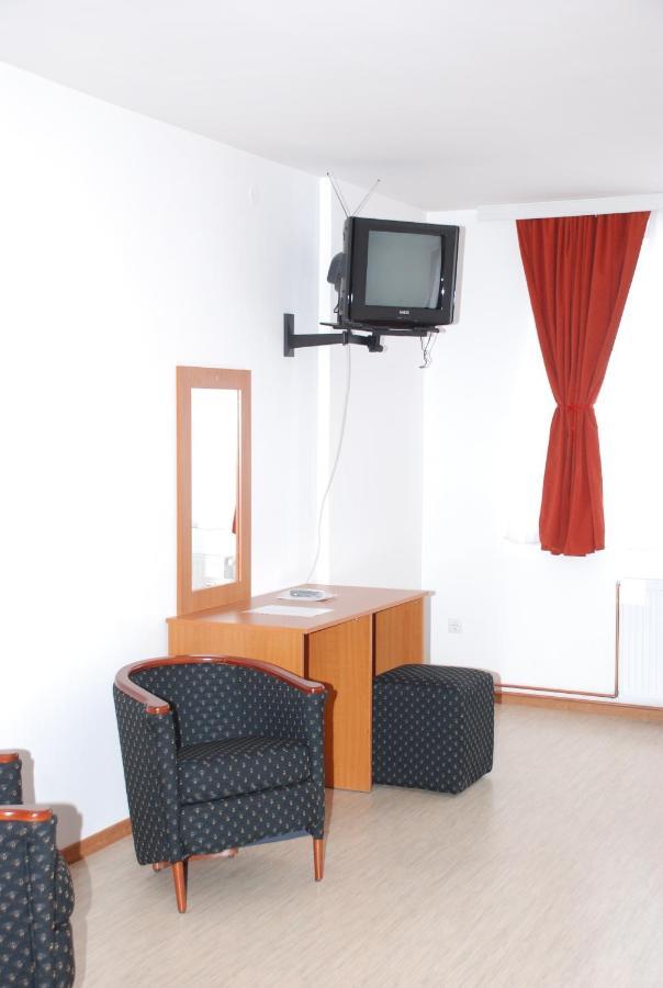 M Garni Hotel Vranje Zimmer foto